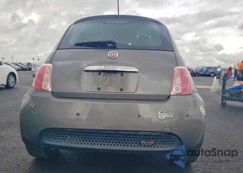 2013 Fiat 500 Electric z USA, uszkodzony, nr VIN 3C3CFFGEXDT744802